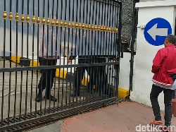 Polisi Sebut Tim KPK ke DPP PDIP tapi Tak Bisa Masuk karena Administrasi