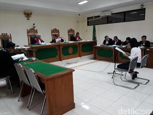 KPK Eksekusi Kontraktor Solo Penyuap 2 Jaksa ke Rutan Surakarta KPK Eksekusi Kontraktor Solo Penyuap 2 Jaksa ke Rutan Surakarta