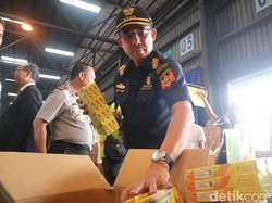 Pulpen Palsu dari China Rp 1 M Gagal Beredar di RI