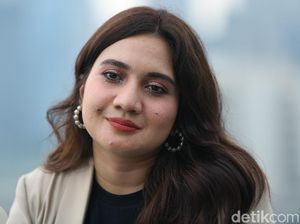 Galabby Unjuk Gigi Lagi di Panggung Teater Galabby Unjuk Gigi Lagi di Panggung Teater