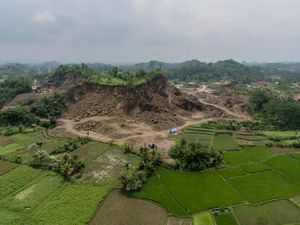 Miris! Tambang Pasir Ilegal Semakin Marak di Tasikmalaya