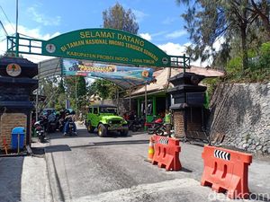 Gunung Bromo Akan Bebas Kendaraan Selama Sebulan