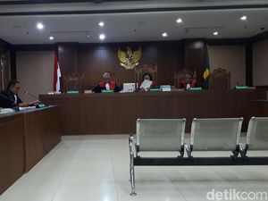 Jaksa KPK Soroti Pertemuan Hakim Kasus BLBI-Pengacara Terdakwa di Sidang PK Jaksa KPK Soroti Pertemuan Hakim Kasus BLBI-Pengacara Terdakwa di Sidang PK
