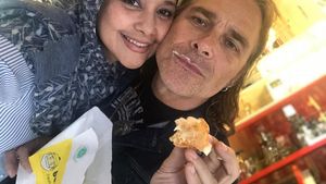 10 Momen Kulineran Ayu Azhari, Aktris dan Istri Mike Tramp