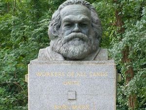 KAI Sempat Cuitkan Kutipan Karl Marx tapi Diganti Aristoteles, Kenapa? KAI Sempat Cuitkan Kutipan Karl Marx tapi Diganti Aristoteles, Kenapa?