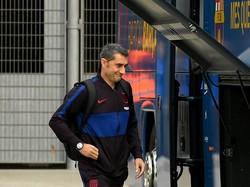 Bus Barcelona Nyasar di Arab Saudi, Valverde Telat ke Konferensi Pers