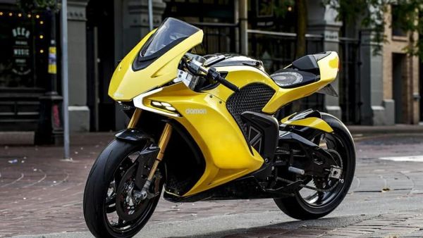 Lebih Dekat dengan Motor Sport Listrik yang Mirip Ducati
