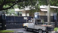 Suasana Rumah Dinas Komisioner KPU yang Diciduk KPK
