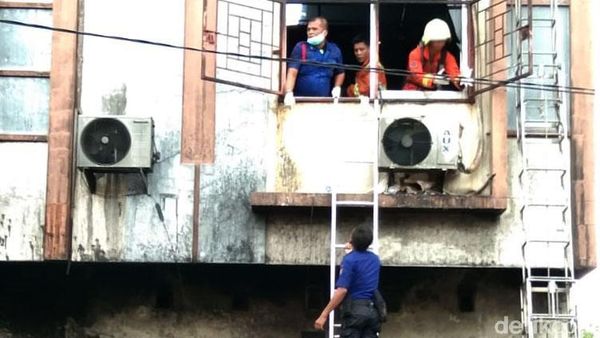 Ngeri! Lima Orang Tewas dalam Kebakaran Ruko di Makassar