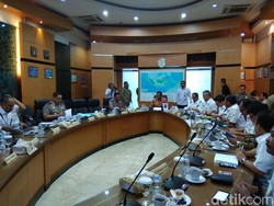 Mahfud Md Pimpin Rapat Bahas Saber Pungli