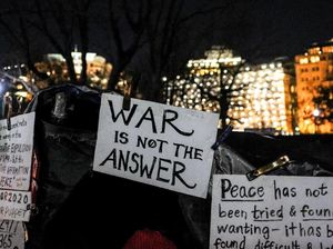 Giliran Inggris Bersitegang dengan Iran