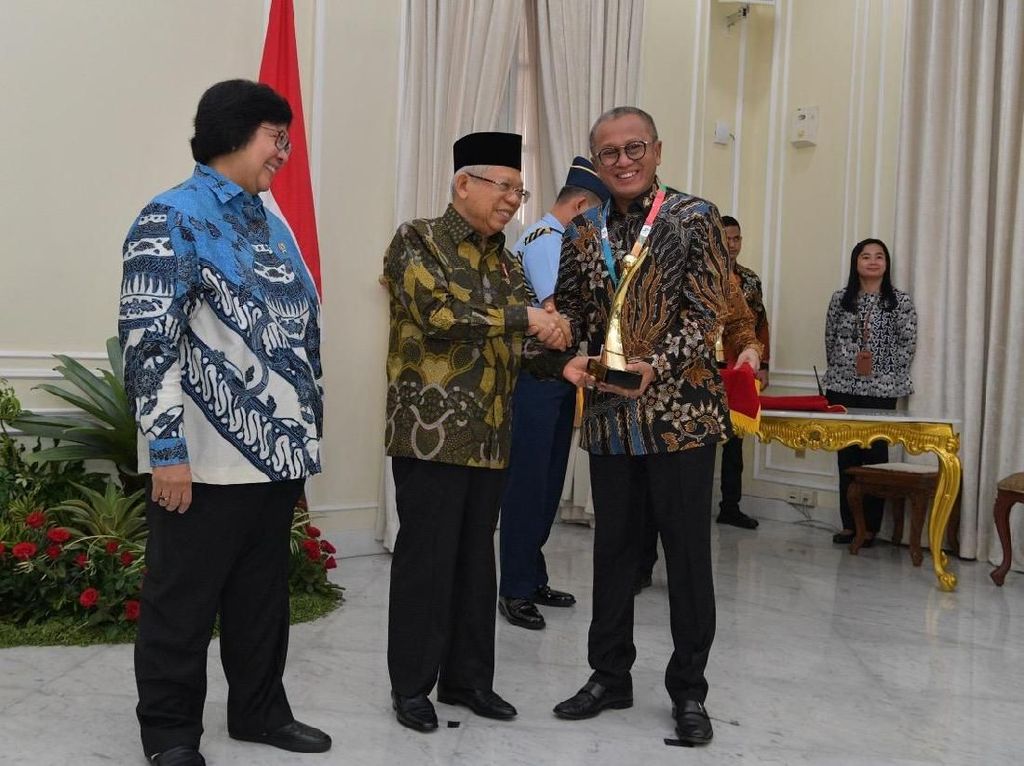 Bukit Asam Raih Penghargaan PROPER Emas 7 Kali Berturut-turut Bukit Asam Raih Penghargaan PROPER Emas 7 Kali Berturut-turut