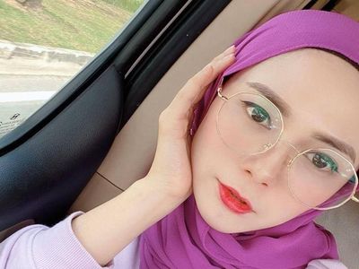 Potret Roslinda Embran, Gamer Cantik yang Raup Puluhan Juta dari Main PUBG
