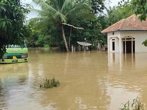 10 Rumah Hanyut Diterjang Banjir di Lahat Sumsel