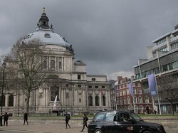 Ini Besaran Gaji dan Fasilitas Sekjen PBB Pertama