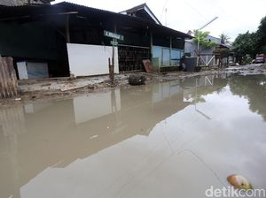 Pondok Gede Permai yang Belum Pulih Usai Banjir Pondok Gede Permai yang Belum Pulih Usai Banjir