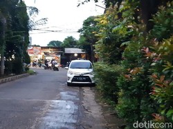 Wanita Malah Marah saat Ditegur Parkir Depan Toko Orang, Numpang Parkir Ada Etikanya
