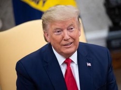 Trump Inginkan Tes Corona untuk Penumpang Penerbangan Internasional