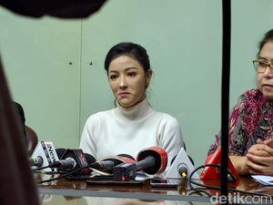 Berapa Biaya yang Dikeluarkan Siwi Widi untuk Gandeng Elza Syarief? Berapa Biaya yang Dikeluarkan Siwi Widi untuk Gandeng Elza Syarief?
