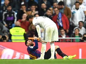 7 Momen Lionel Messi Emosi di Lapangan Hijau 7 Momen Lionel Messi Emosi di Lapangan Hijau
