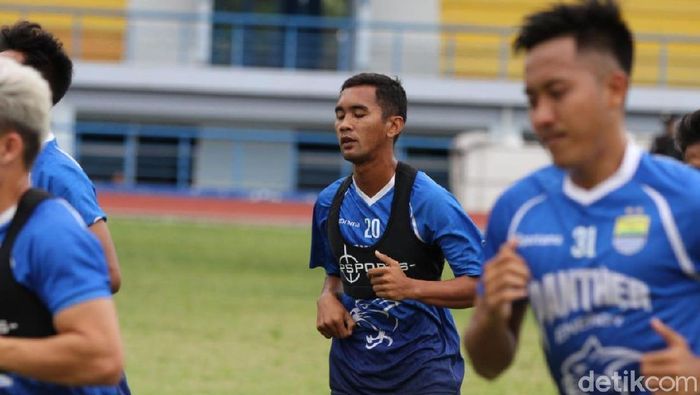 Siapa pemain asing baru Persib Bandung? (Mukhlis Dinilah/detikcom) Siapa pemain asing baru Persib Bandung? (Mukhlis Dinilah/detikcom)