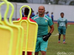 Luizinho Passos Sakit, Persib Bandung Punya Pelatih Kiper Baru