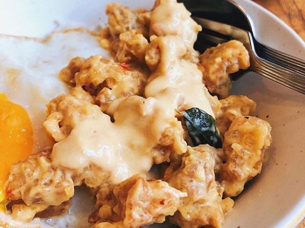 Jajan Hidangan Berlumur Saus Salted Egg yang Masih Booming di 2020 Jajan Hidangan Berlumur Saus Salted Egg yang Masih Booming di 2020