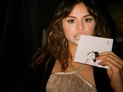 Rare - Selena Gomez: Lirik Lagu Lengkap dan Artinya