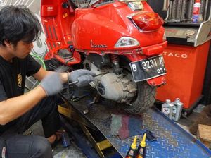 Skuter Kamu Terendam Banjir? Segera Cek 6 Komponen Ini