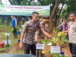 Antisipasi Banjir, Kapolda Metro Tanam Seribu Pohon di Jakut