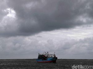 BPBD: Waspada Gelombang Tinggi hingga 2,5 M di Perairan Kepulauan Seribu BPBD: Waspada Gelombang Tinggi hingga 2,5 M di Perairan Kepulauan Seribu