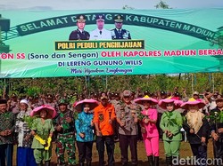 Penghijauan Dilakukan di Lereng Gunung Wilis Madiun yang Rawan Longsor