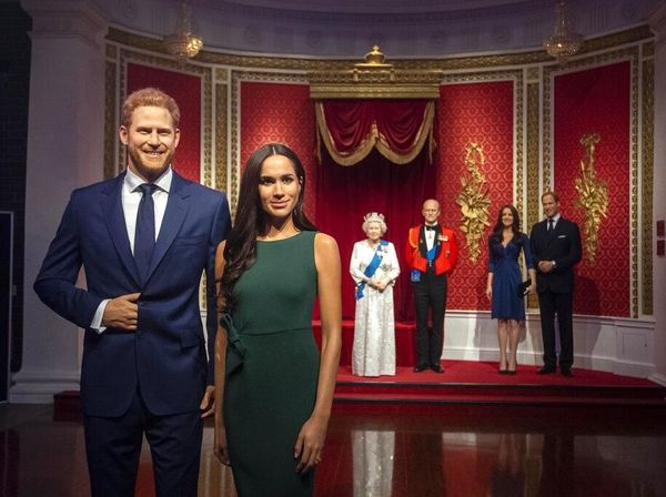 Foto: Patung Harry-Meghan Didepak dari Area Kerajaan di Madame Tussauds