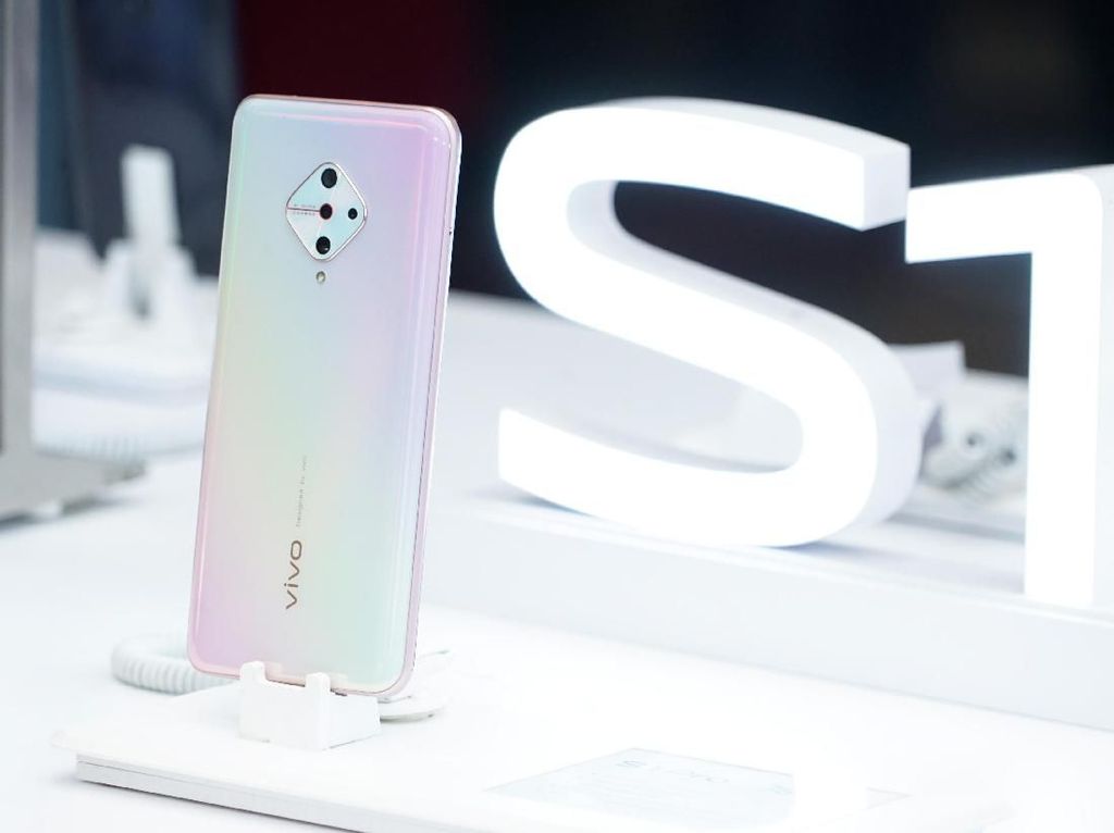Warna Terbaru Vivo S1 Pro Kini Tersedia di Toko Offline dan Online Warna Terbaru Vivo S1 Pro Kini Tersedia di Toko Offline dan Online