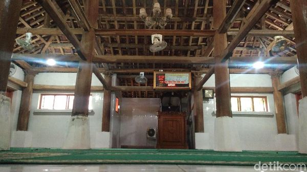 Foto: Masjid Bersejarah Saksi Pemecahan Kesultanan