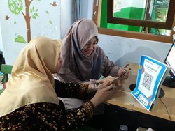 Usai Viral Bayar SPP Pakai GoPay, Madrasah Ini Kini Punya QRIS