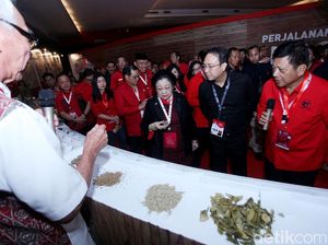 Megawati Hingga Hasto Tinjau Pameran Rempah di Rakernas PDIP