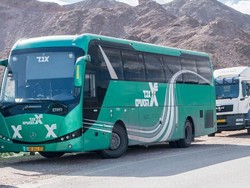 Lagi Ambil Tas di Bagasi Bus, eh Bagasinya Ketutup!