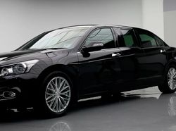 Mobil Dinas PM Malaysia: Tolak Mercy S600, Sekarang Naik Proton Perdana