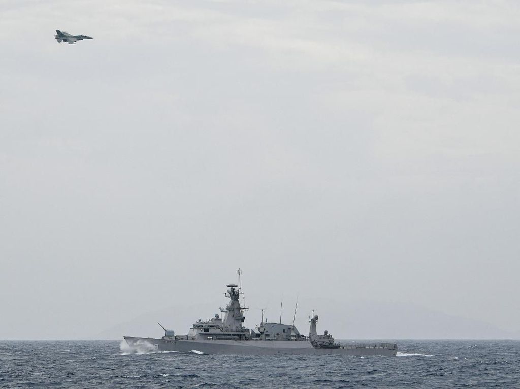 FSI Apresiasi Respons Cepat TNI AL di Natuna yang Bayangi Kapal RRC FSI Apresiasi Respons Cepat TNI AL di Natuna yang Bayangi Kapal RRC