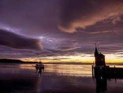 Negara Mana yang Mengalami Matahari Terbit Pertama Kali?