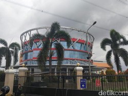 Disebut Anies Tak Ada, Ini Fakta Mal Tutup Gara-gara Banjir