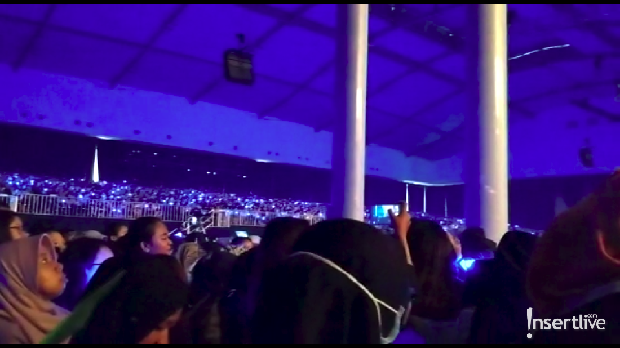 ELF saat menyanyikan lagu 11 Januari 