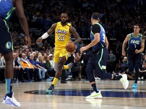 Hasil NBA: James Pimpin Lakers Taklukkan Mavericks 129-114