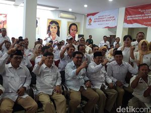 Mantan Jubir Prabowo hingga Ketua TKD Jokowi Berebut Rekomendasi Gerindra Mantan Jubir Prabowo hingga Ketua TKD Jokowi Berebut Rekomendasi Gerindra