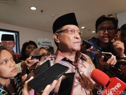 Ketum PBNU Minta Jokowi Ikut Redam Konflik AS-Iran