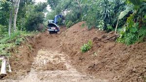Menengok Perjuangan Buka Desa Terisolir Gegara Longsor di Bogor