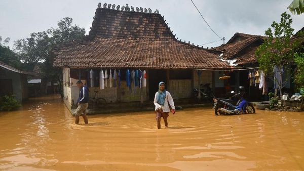 Tanggul Jebol, Puluhan Rumah di Kudus Kebanjiran