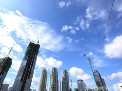 Cerita Claudia Tarik Awan Bikin Jakarta Tak Turun Hujan