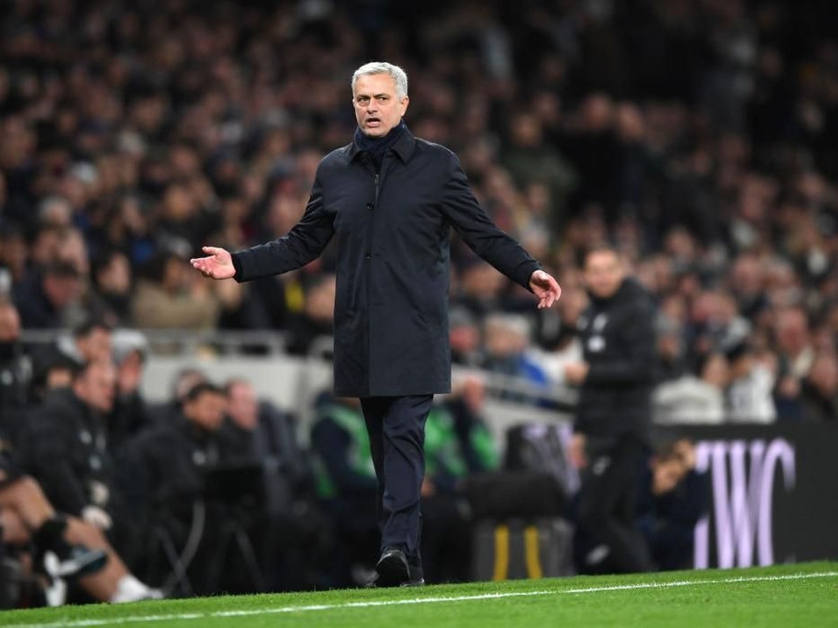 Jose Mourinho akui Tottenham Hotspur susah finis empat besar. (Foto: Shaun Botterill/Getty Images)